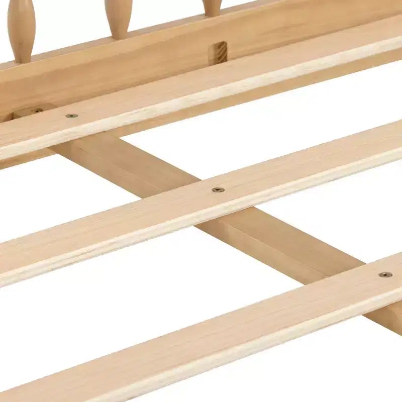 Lit Queen Spindle avec tête de lit en bois tourné, en pin massif, aucun sommier tapissier requis