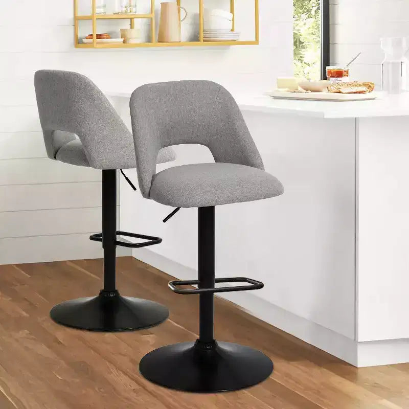 Lot de 2 tabourets de bar pivotants réglables, hauteur 61-81 cm, tabourets de comptoir rembourrés avec dossier et base noire